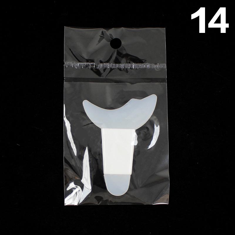 Multi-Functional Eyeliner Stencil Wing Tips Eyeliner Aid Drawing Lipstick Wearing Aid Reusable Makeup Tools Auxiliary Artifact