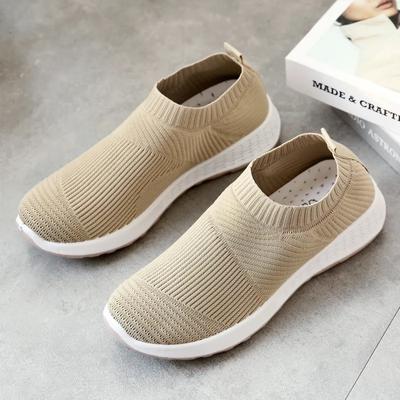 Women's 2025 New Fabric Upper Women's Korean Casual Socks Shoes Breathable and Lightweight Mesh Sports Shoes Women's Soft Soles