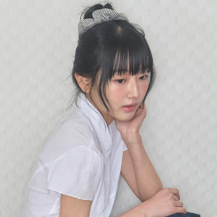 cozy stripe scrunchie brown