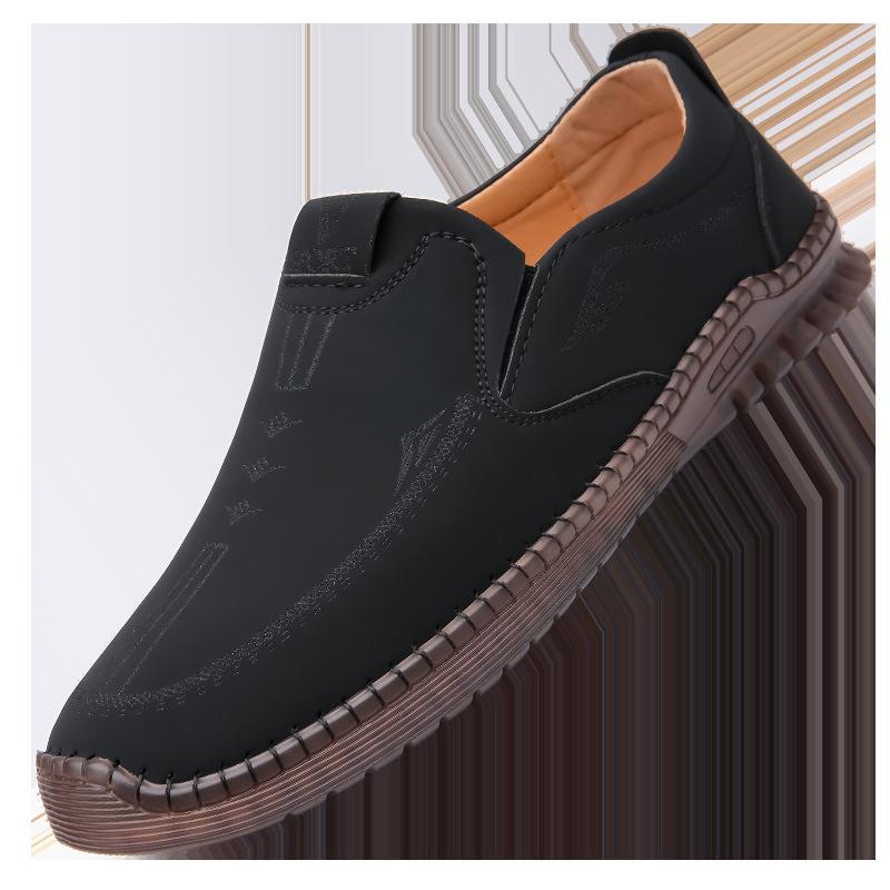 

2025 весна-лето мужские мягкие подошвы мягкие поверхности одна педаль ленивые туфли для вождения повседневные кожаные туфли полые дышащие сандалии 201 38