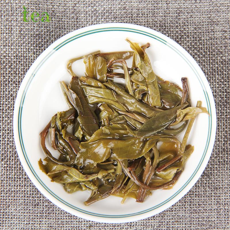 Shengpu Tea Leaves, Pu'er Raw Tea, Ancient Tree Spring Tea, Longzhu Yunnan Special Scraping Grade Oil, Small Grains, Raw Pu'er Tuo Tea