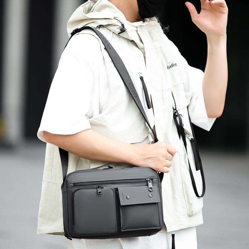 Herren Trendige Multifunktionale Wasserabweisende Umhängetasche