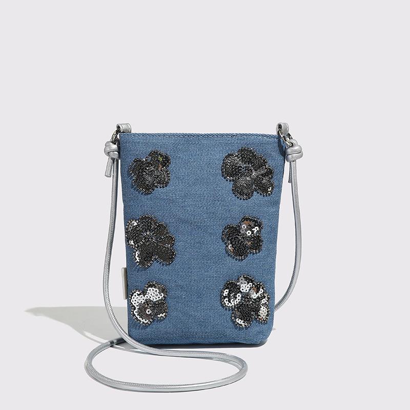 Crossbody Bag with Small Xiangfeng Style Phone Case, Featuring High Design Quality, Suitable for Ladies, Small Crossbody Bag.