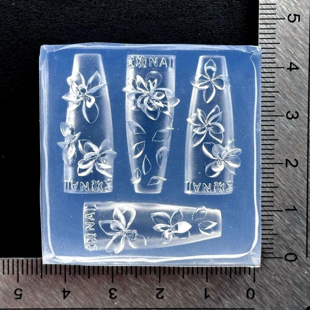 3D Silikon Blume Nagelform Wiederverwendbare Blütenblatt Schablone DIY Nagelkunst Dekorationen Maniküre Werkzeug