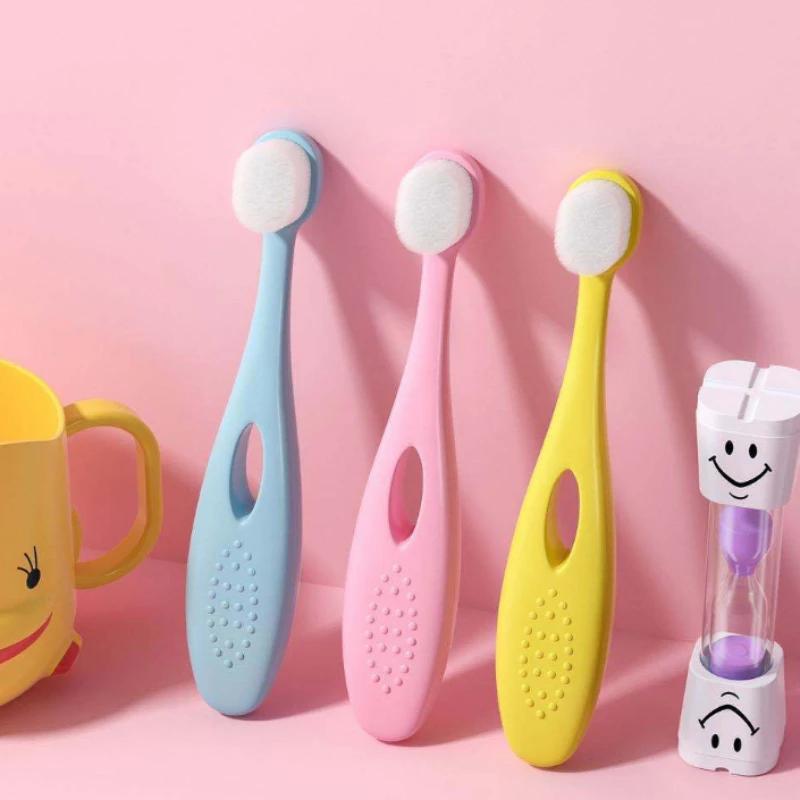 Cepillo de dientes de cerdas súper suaves con dibujos de gatos para niños, herramientas para el cuidado de la salud, cepillo de dientes blanqueador para bebés, accesorios de entrenamiento para niños