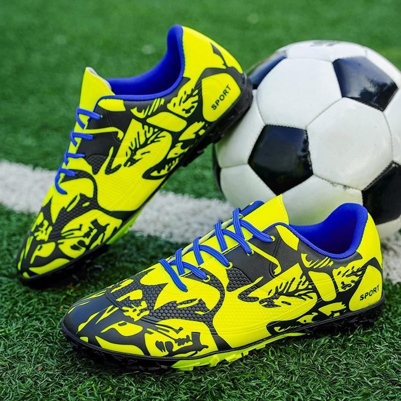 New Professional Football Boots Men Original White Youth Anti-slip Indoor Outdoor Lawn Fast Training Football 35-45