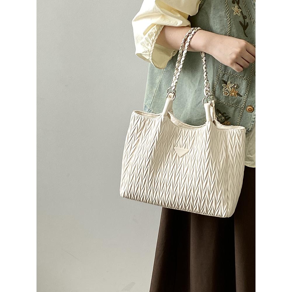 IELGY Female Bag Pleated Tote Bag Commuter All-Match One-Shoulder Portable Chain Big Bag