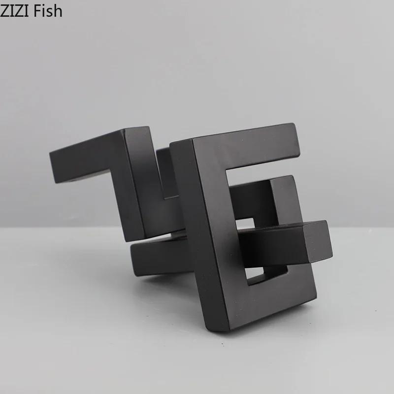 Black Geometric Metal Statue Abstract Artwork Desk Decoration Ornaments Modern Geometric Sculpture Room Aesthetics Decor