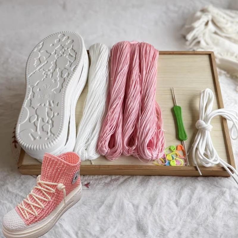 Ręcznie tkane letnie podeszwy haczykowe Podeszwy antypoślizgowe z gumy + pusta linia Ręcznie robione na drutach kapcie Krótkie buty DIY Buty szydełkowe Materiał