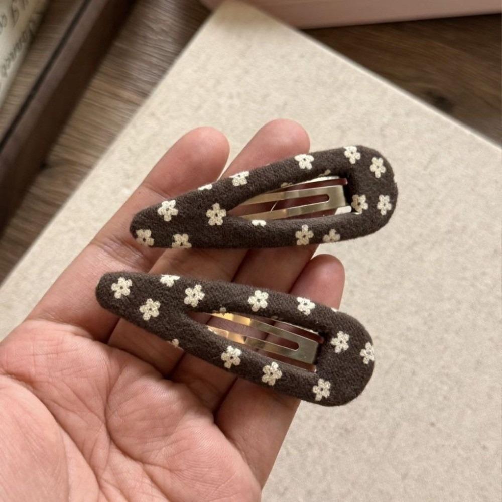 1 Pair French Style Fabric Hair Clips Oval Shape Floral Barrette Sweet BB Hair Clip for Women