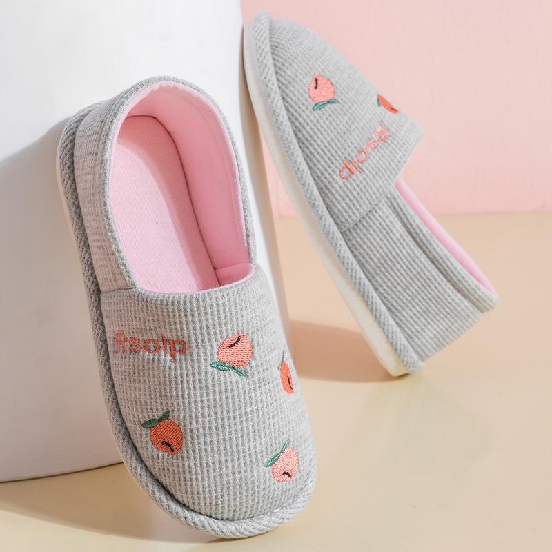 

Хлопковые тапочки на толстой подошве женские домашние осенне-зимние домашние милые теплые и нескользящие парные комнатные пушистые тапочки зимние 36-37 [suitable for sizes 35-36]