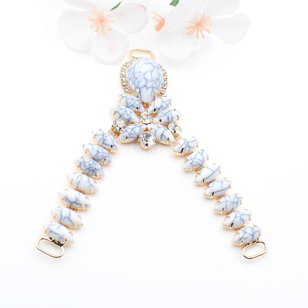 New 1pcs Collar Buckle Crystal Chain DIY Clothing Sewing Accessories Bikini Connector Buckle Fashion Beach flip flops Chain