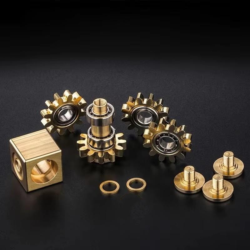 EDC Іграшка-фітджет спінер з чистої латуні - Справжній металевий гіроскоп із шестернями, ручний спінер для дорослих, для зняття тривоги та стресу, розвиваюча іграшка