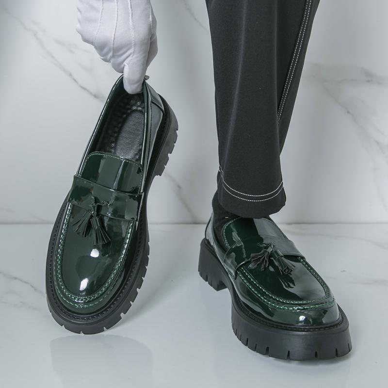 Fashion Brand Patent Leather Shiny Fringed Leather Shoes British Style Men's Comfortable Round Toe Thick Sole Height Increasing Loafers