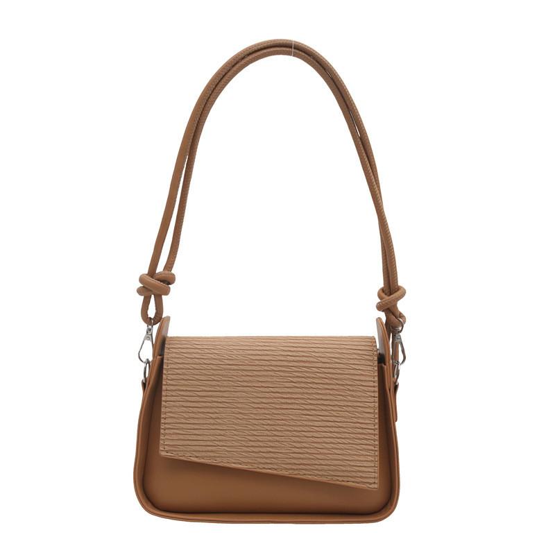 Pu Material Elegant Square Tote Bag For Women Ideal For Use Everyday