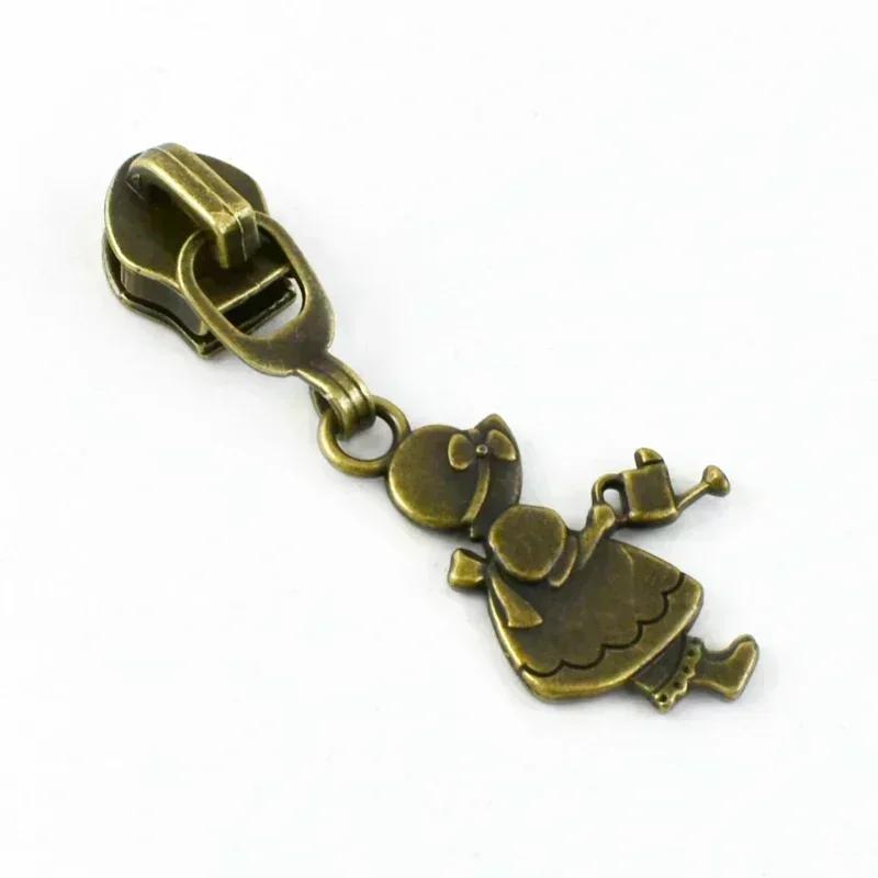 Meetee 5-20 Szt. 5# Suwak do Zamka Błyskawicznego na Zamki Nylonowe Stop Cynku Główka Zamka Dekoracja Brązowy Ciągnik Zamka Błyskawicznego Akcesoria do Szycia Kurtki Płaszcza