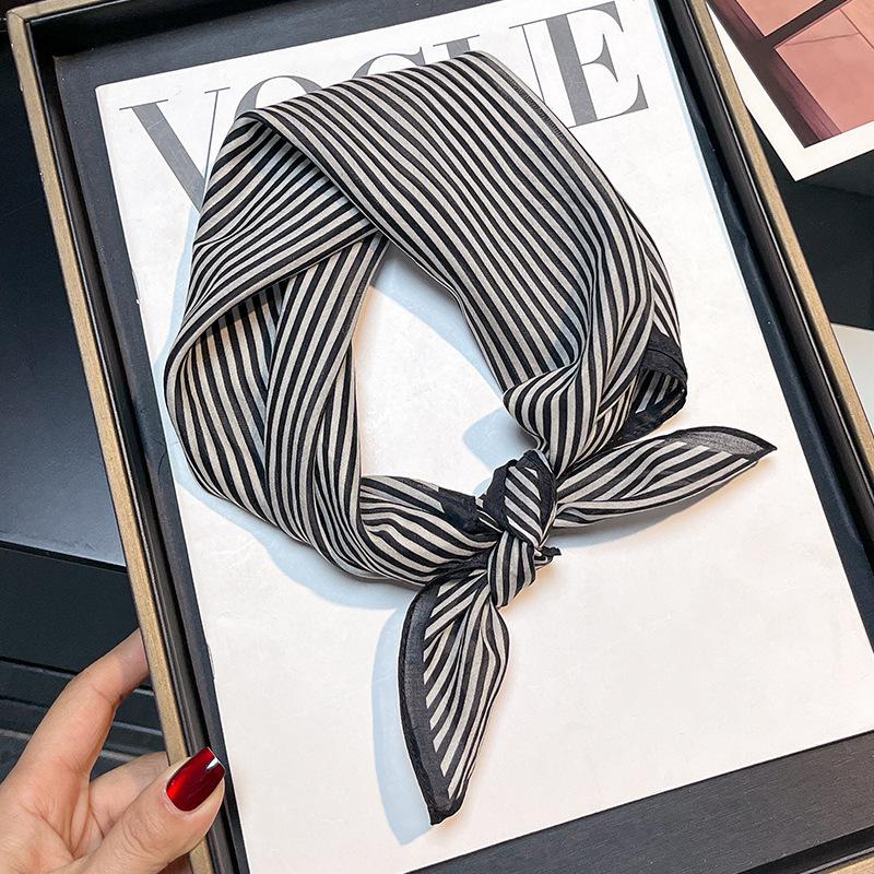 30% Silk 70% cotton Scarf Bandana Women Square Scarves Wrap Kerchief Fashion dot Headband Leopard Hijab Shawls Bandana Foulard