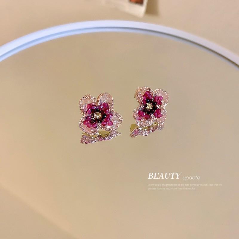 Náušnice ve tvaru srdce barokní se stříbrnou jehlou, perlou a zirkony