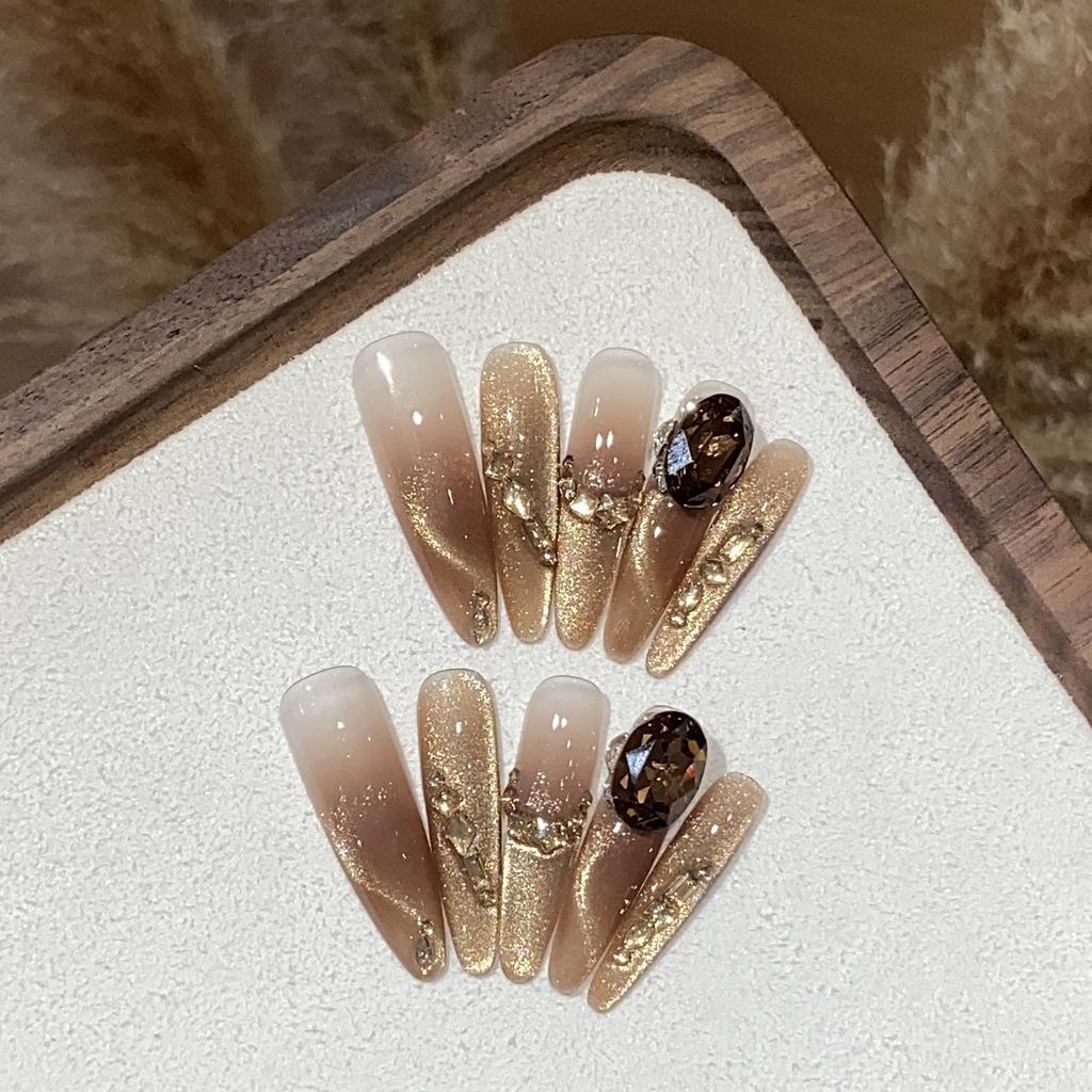 Maillard's Ice-bright Flashing Golden Streamer Cat's Eyes Small Diamond Meila Caramel Wearable Armor