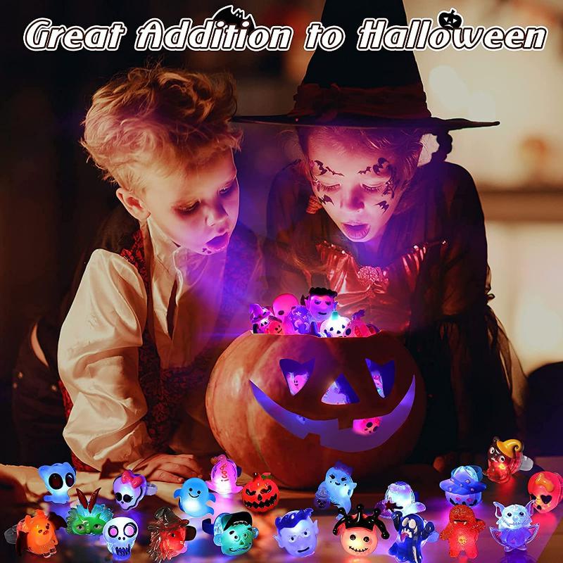 LED Light Halloween Ring Creative Glowing Ring Pumpkin Ghost Skull Rings for Kids Gifts Cute Luminous Finger Ring Party Supplies
