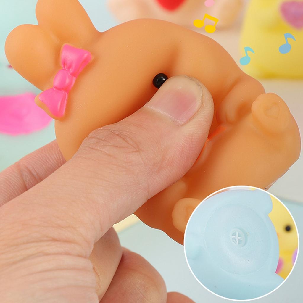 Cartoon Vinyl Bunny Animal Squeezing And Calling Soft Plastic Water Toys Baby Bath Toys 6 Pieces