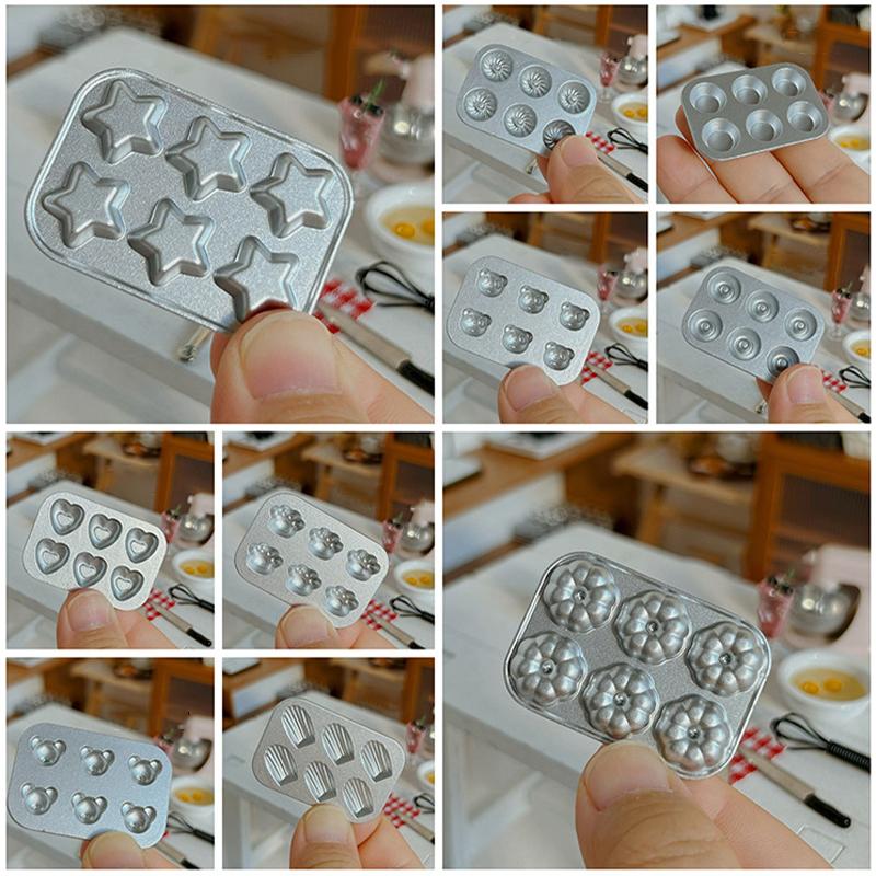 1Pc Doll House Kitchen Decoration Mini Baking Mold Animal Love Star Pattern Shooting Scene Props