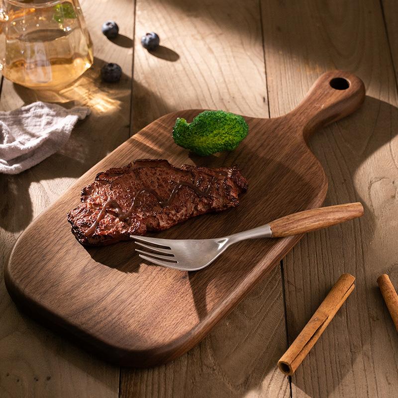 Tabla de cortar de madera de forma irregular para pan, verduras, frutas, tabla de madera de nogal negro macizo para alimentos, filetes, charcutería, tabla para queso de cena con agujero