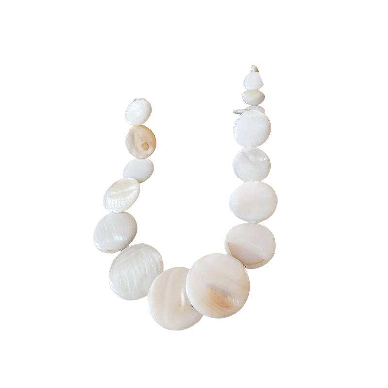 Collana con Conchiglie alla Moda, Catena per Clavicola in Stile Vacanza Estiva, Accessorio Versatile Minimalista Artistico e Unico per Donne