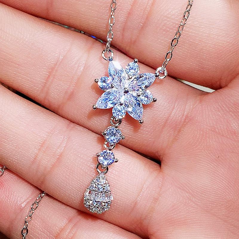 Bridal Jewelry Necklace Three-Piece Set, Super Flash Flower Water Drop Zircon Jewelry, Women'S Necklace Set