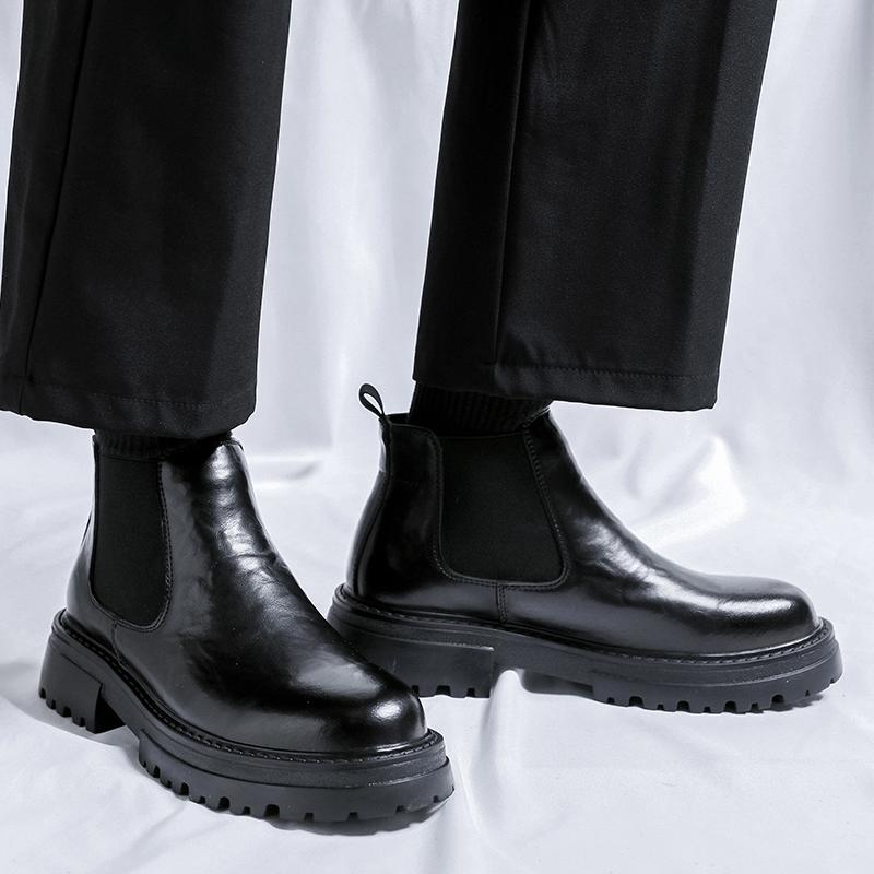 Fashion Thick soled men's boots Minimalist and fashionable British style Business Office Outdoor autumn and winter leather shoes Black