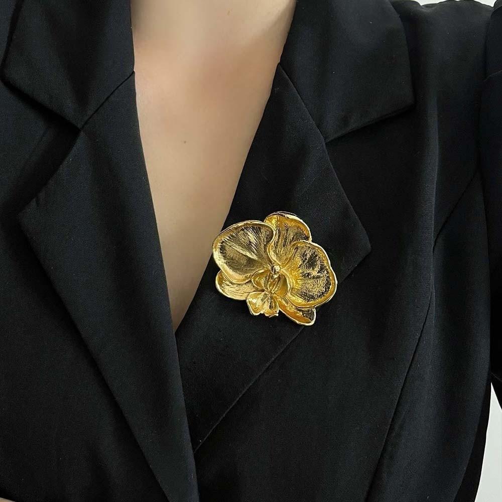 Vintage Orchid Flower Brooch Corsage Ornament Metal Glossy Brooch Butterfly Orchid Pin Men