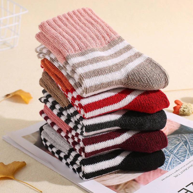 5/10 Par Wygodne Codzienne Jesienno-Zimowe Damskie Skarpety Pętelkowe Średniej Długości w Jednolitym Kolorze Damskie Grube Ciepłe Skarpety z Wełny Króliczej z Podszewką z Polaru