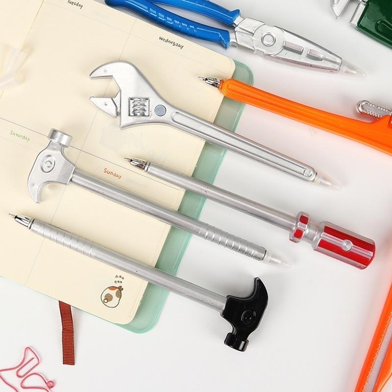 3 Stück Kreative Simulation Hardware-Werkzeug Kugelschreiber Schraubstock Handmesser Hammerform Kugelschreiber Schreibwaren Zufällig
