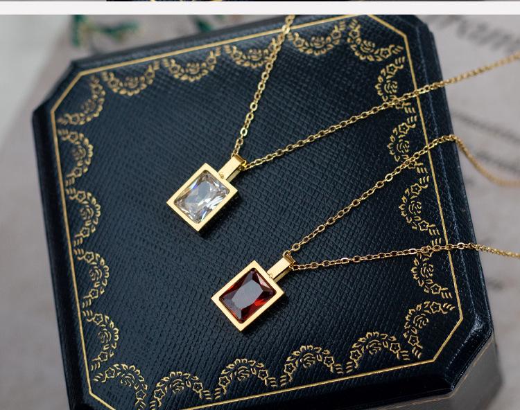 Emerald Zircon Pendant Necklace - Gold-Plated Titanium Steel, Fade-Resistant, Light Luxury Collarbone Chain.