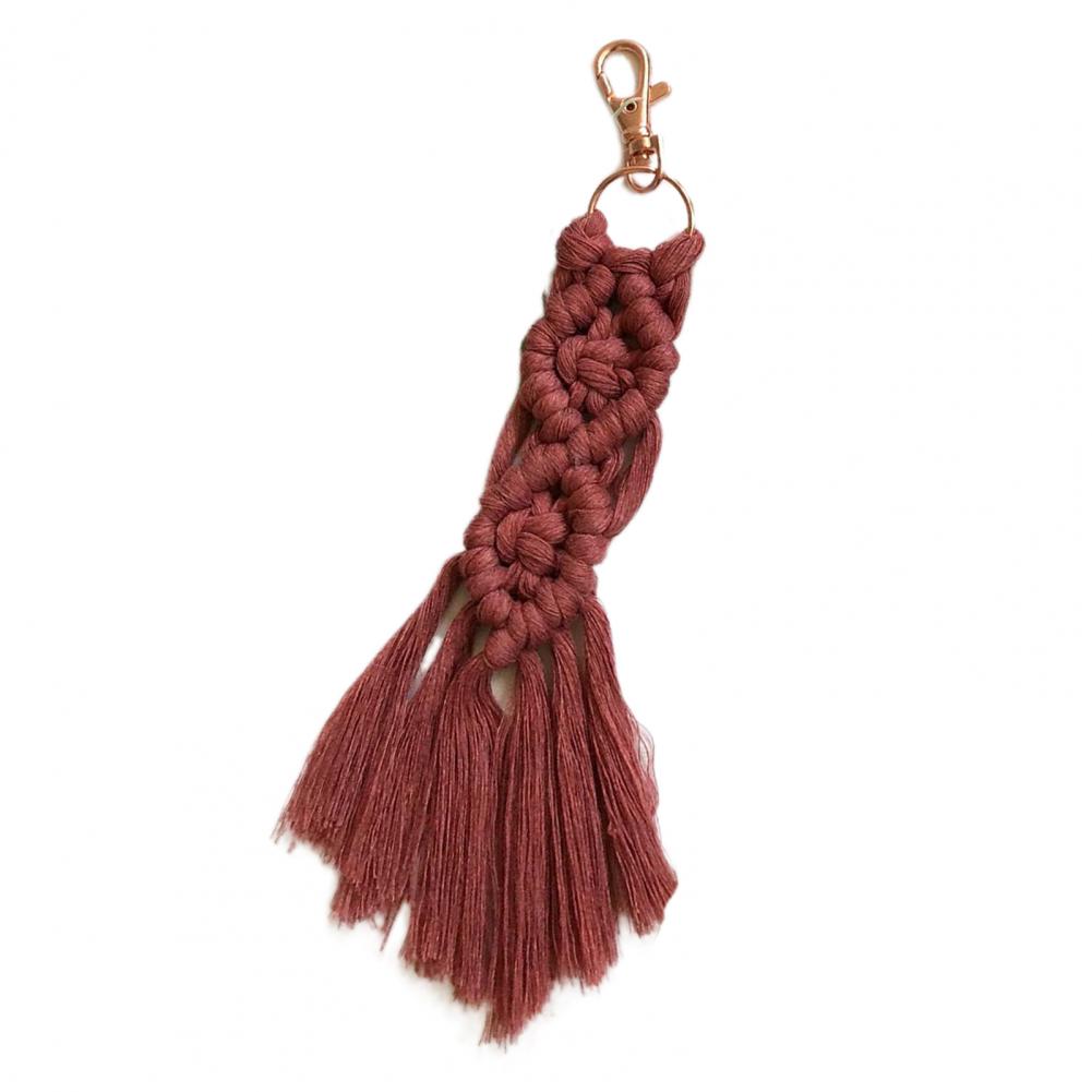Vintage Hand Woven Macrame Key Chain Knitted Tassel Metal Buckle Key Ring Bohemian Style Car Keychain Bag Pendant Women Gift