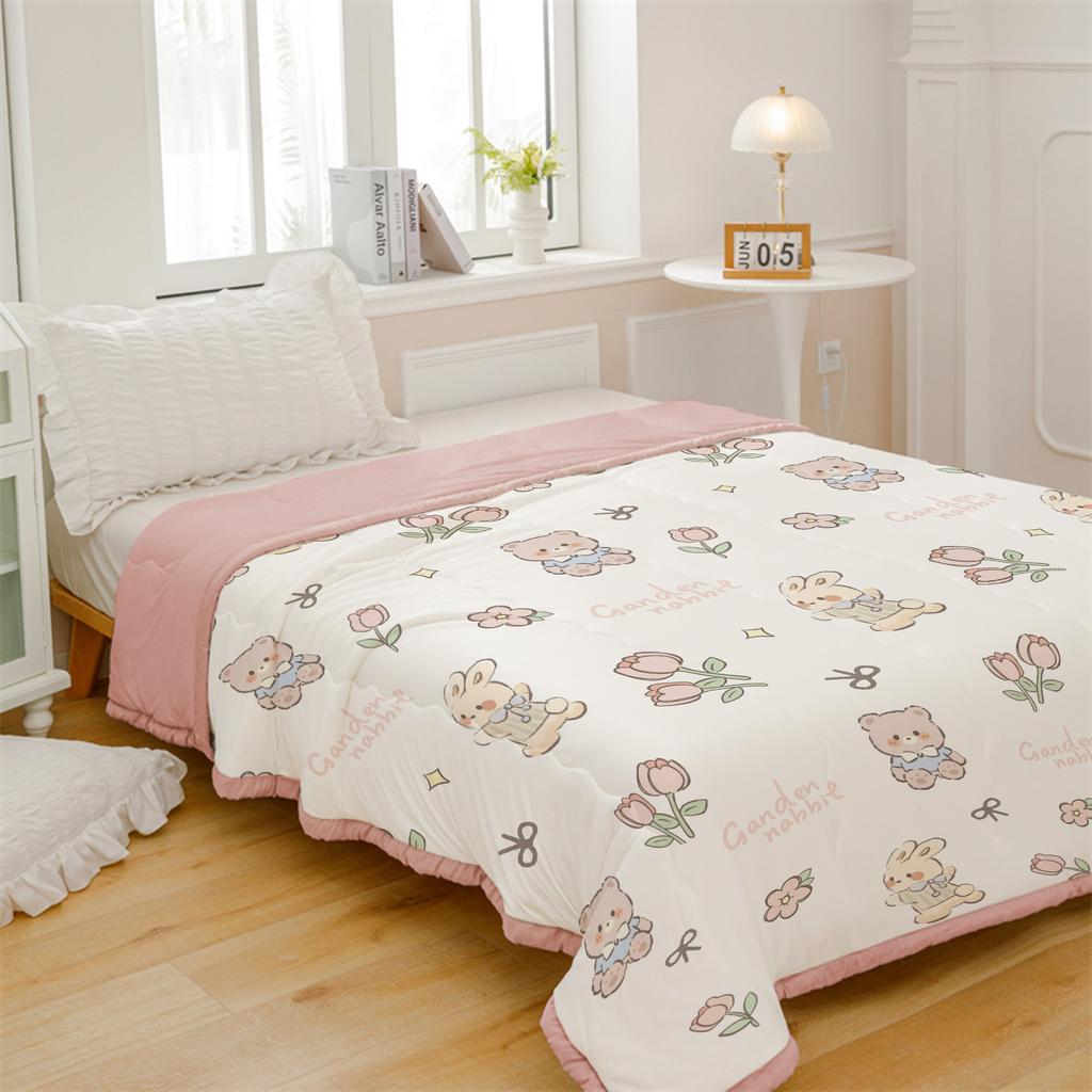 YanYangTian Summer Thin Quilt Comforter Soft Air Conditioning Four-season Quilt/Duvet/Blanket Bed Duvets 150 Single Bed Quilt