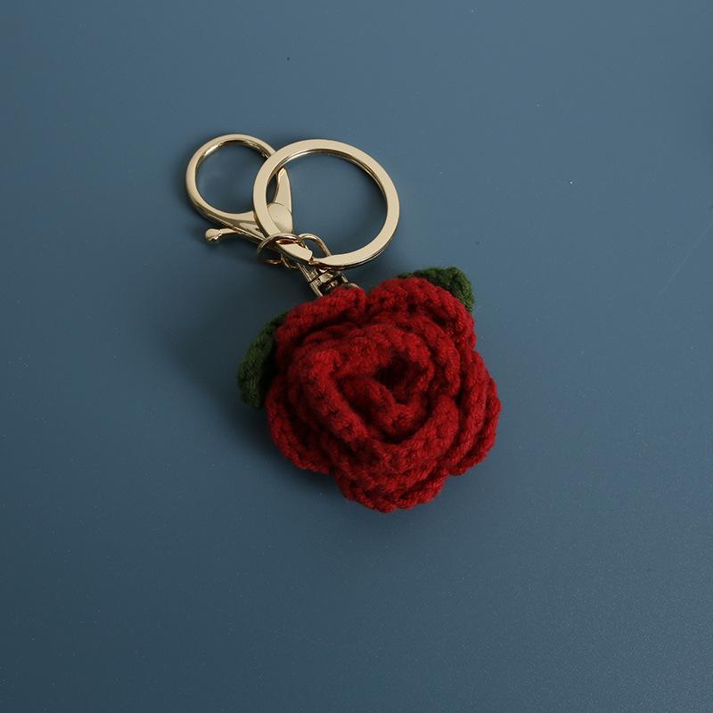 

Exquisite Handcrafted Crochet Keychain With Heart-Shaped Bear Charm Unique Fabric Floral Keyring Car Key Decoration Perfect Gift Anniversary Rose pendant