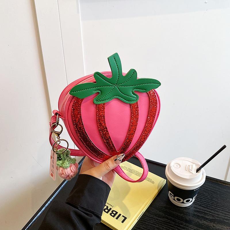Mini fruit strawberry bag personalized niche design bag girl children student bag fashion shoulder messenger bag