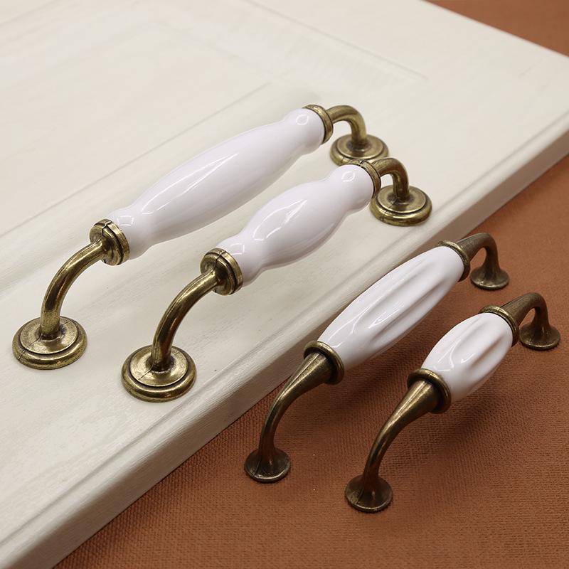 European Zinc Alloy Ceramic Handle: Modern Black & White Cabinet and Wardrobe Pull