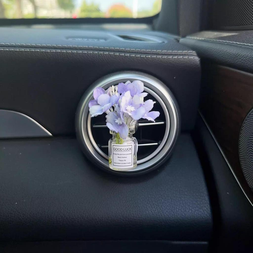 Baby's Breath Car Air Vent Freshener – Creative Aroma Clip for Car Interior