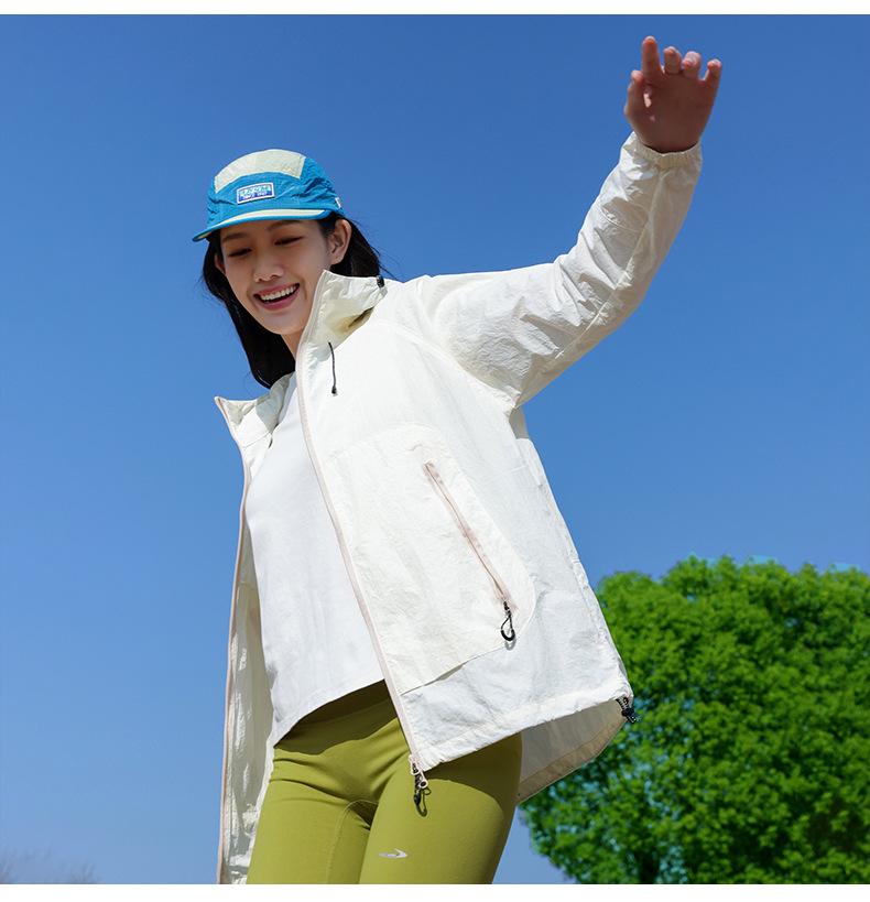 Ice-Feeling UPF 100+ Skin-Friendly Sun Protection Clothing for Men & Women - Breathable, UV-Resistant, Perfect for Outdoor Fishing.