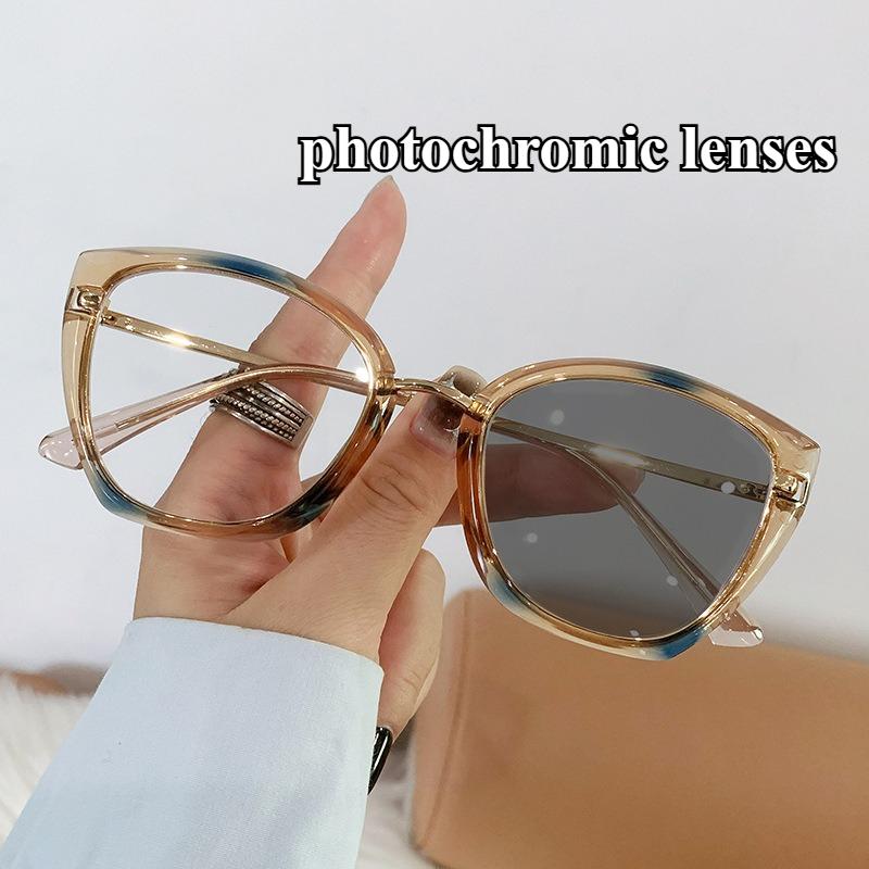 Fashionable High-Definition Color Changing Glasses Ultra Light Cat Eye Flat Lens Women'S Photochromic Goggles