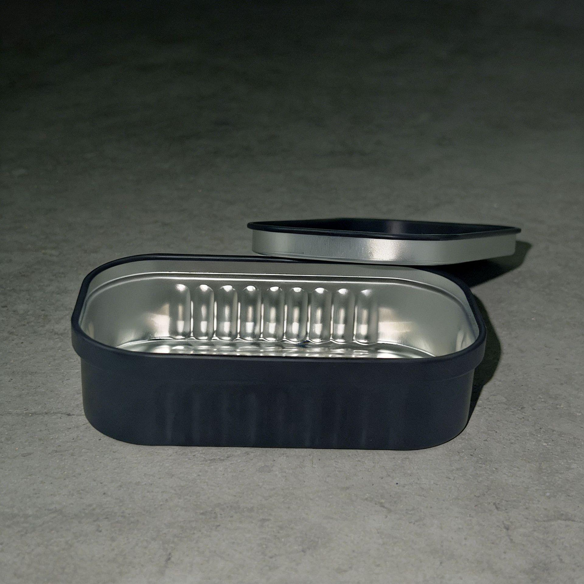 

Sardine Tin Box Iron Can: Portable Tinplate Tea & Storage Box with Paperclips чорний