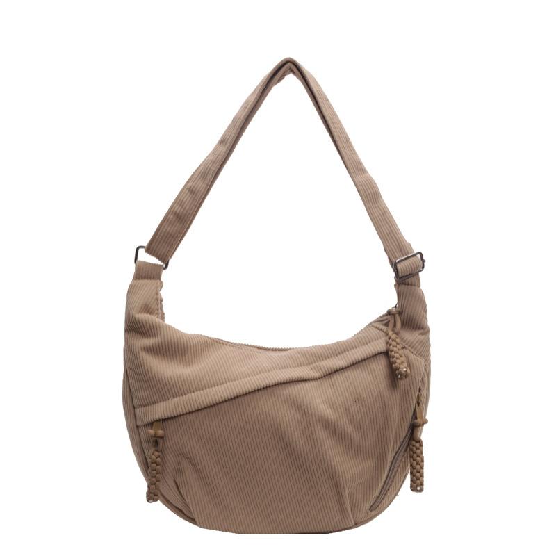 Simple casual and lightweight dumpling bag female large-capacity student class shoulder bag commuter messenger cloth bag
