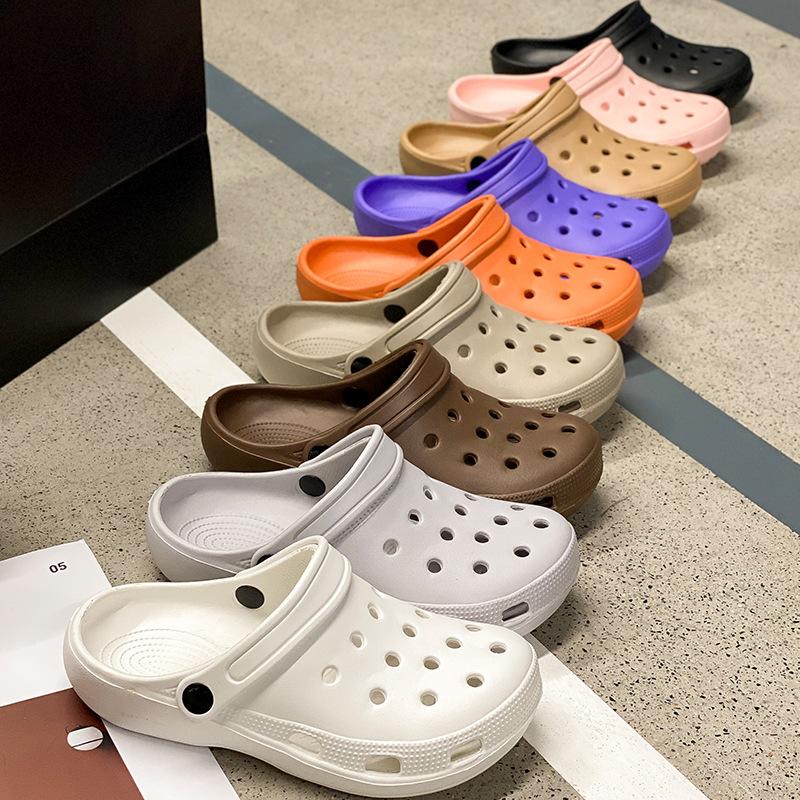 Hole Shoes Students Wear Simple Waterproof Breathable Sandals Cartoon Versatile Cute Seaside Beach Non-slip Cool Slippers