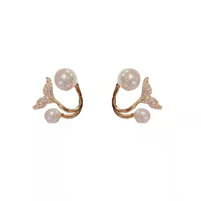 Explosive Pearl Fish Tail, a Two-wear Stud Earring, Korean Fashion Temperament Simple Earrings, Earrings.