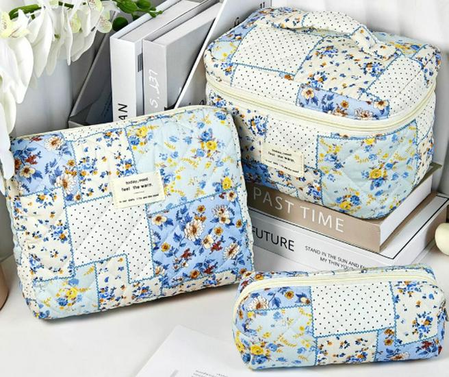 2023 Floral Cute Cotton Makeup & Toiletry Bag - Small, Fresh, Portable Storage Case