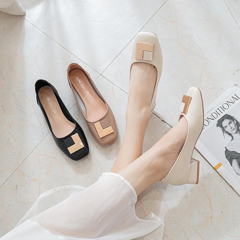 Modne buty na średnim 3 cm obcasie Kobieta Czółenka z prawdziwej skóry Kwadratowy nosek Mary Janes Damskie mokasyny z metalową klamrą Buty wizytowe do biura 2025