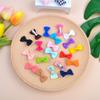 20 st/parti Enfärgade Mini Rosetter Hårspännen För Barn Flickor Grosgrain Band Boutique Hårnålar Huvudbonader Håraccessoarer