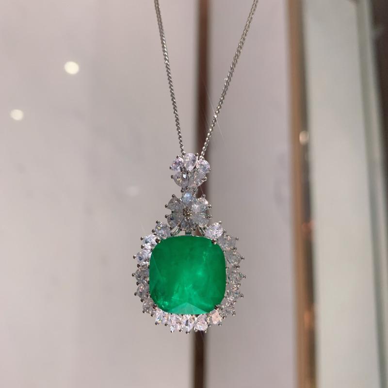 BELLA BOX Gorgeous Pendant Necklace Aesthetic Wedding Neck Accessories For Women Ceremony Party Unique Necklace Trendy Jewelry